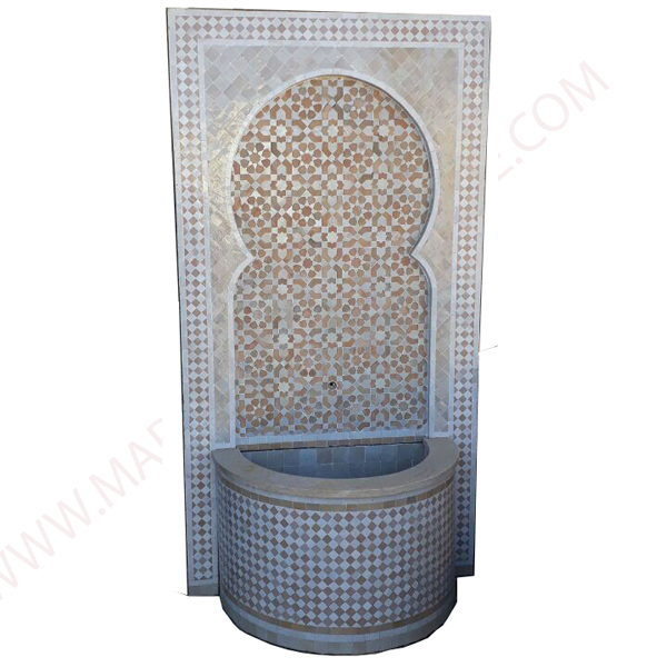 Moroccan mosaic fountain by Maroc Architecture et Zellij