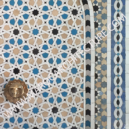 Moroccan mosaic fountain by Maroc Architecture et Zellij