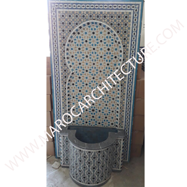 Moroccan mosaic fountain by Maroc Architecture et Zellij